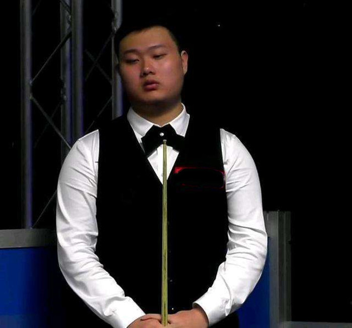 边路送出的 边路送出的