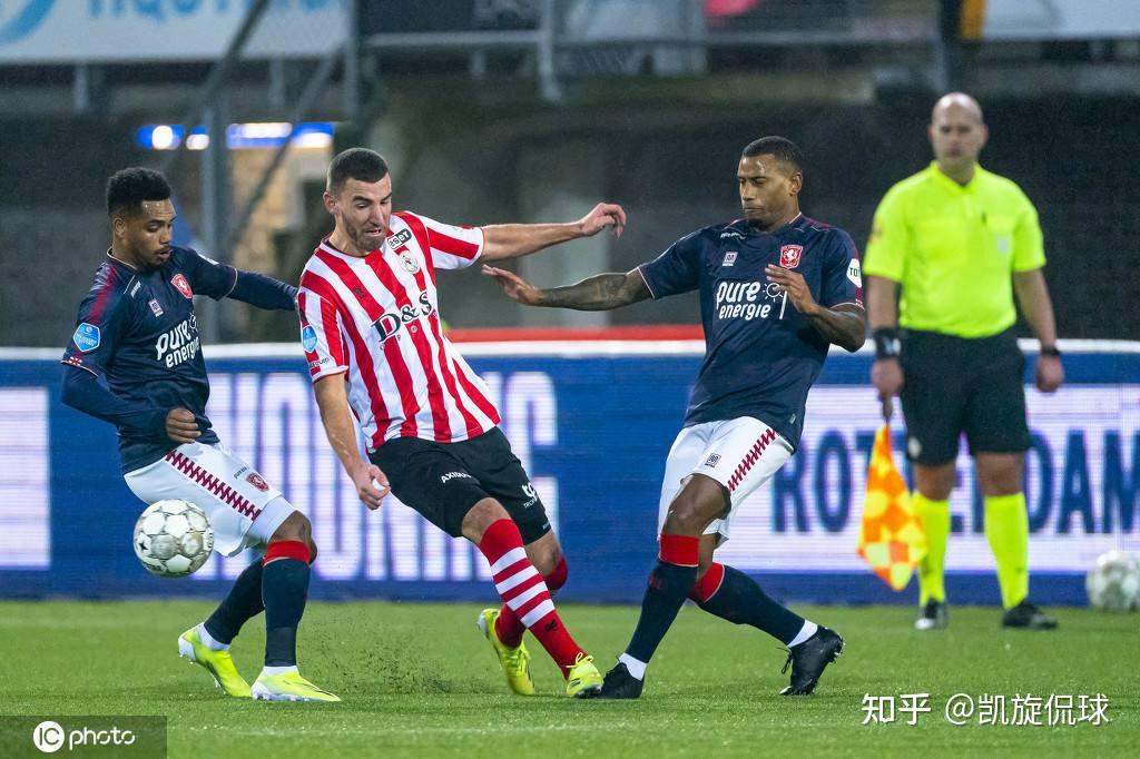 自宣离队 自宣离队